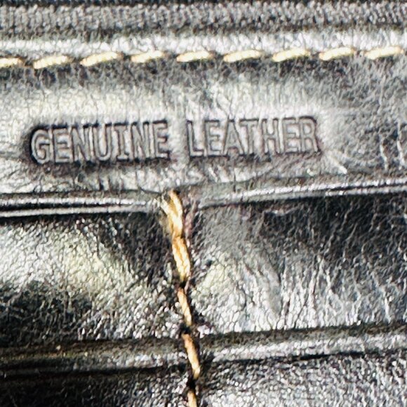 Fossil Black Leather Wallet With Zipper & Snap Closures - Picture 7 of 10